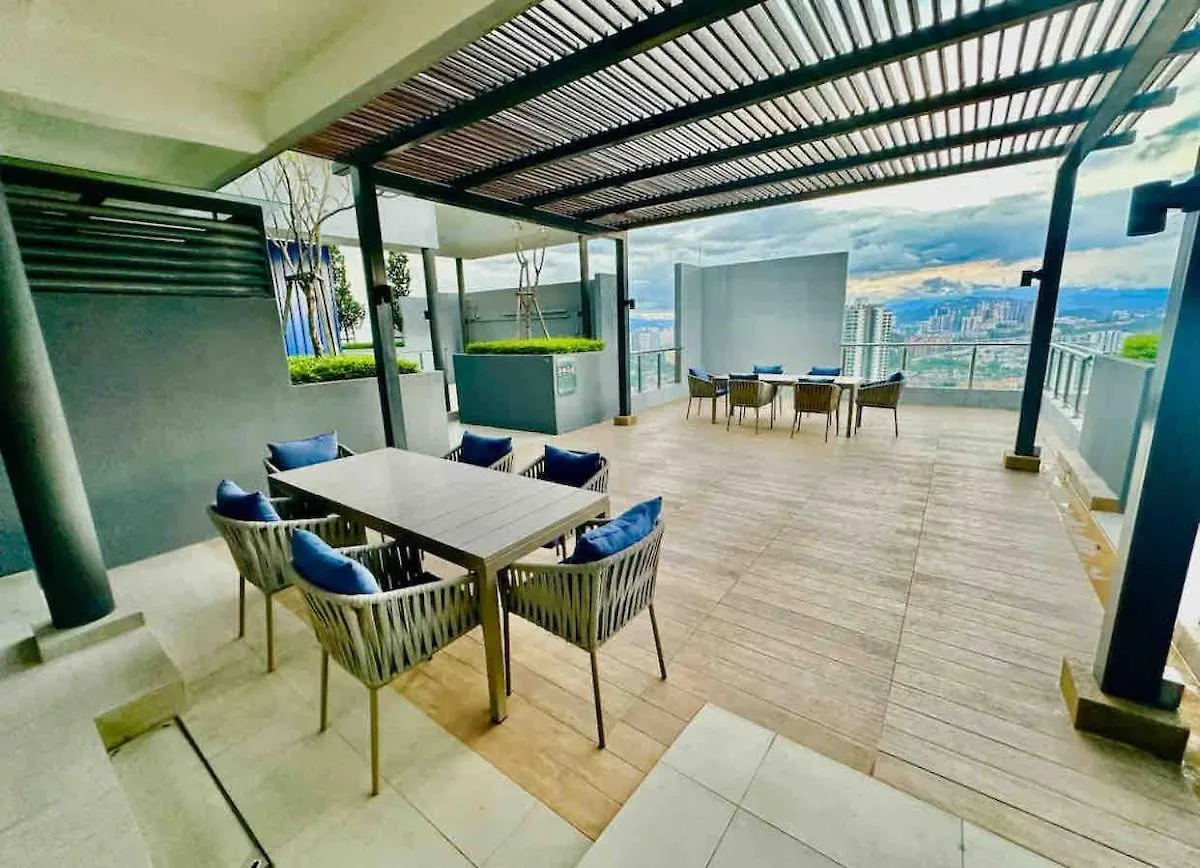 Private Room Queen Size Klcc Kuala Lumpur