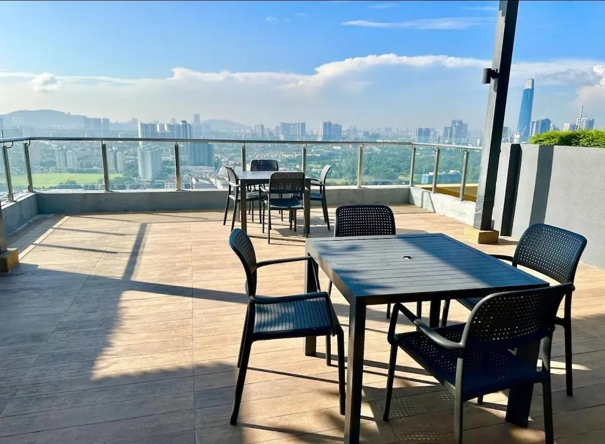 Private Room Queen Size Klcc Kuala Lumpur Apartment